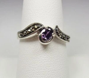 STERLING SILVER PURPLE SOLITAIRE CZ STONE AND MARCASITES PROMISE RING SIZE 7 8 9 - Picture 1 of 6