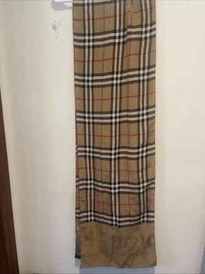 Bufanda de seda vintage de Burberrys patrón a cuadros Nova rectangular. Hecho en Italia Foto 1 de 4