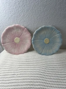 Lot Of 2 Vintage Pink And Blue Russ Berrie plates vintage - Picture 1 of 3