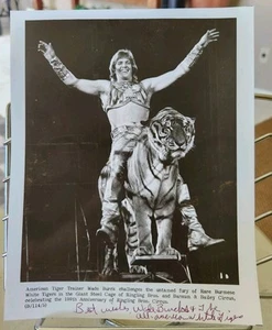WADE BURCK American Tiger Trainer BURMESE WHITE TIGER Ringling Bros CIRCUS PHOTO - Picture 1 of 6