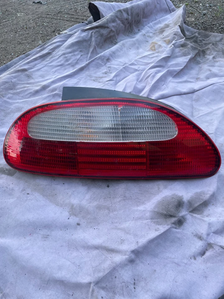 2003-2009 MG TF LUZ DE FREIO TRASEIRA LATERAL DO PASSAGEIRO COMPLETA SEM DANOS - Imagem 1 de 1