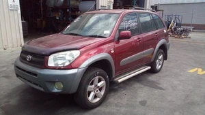 TOYOTA RAV4 LEFT FRONT WINDOW REG/MOTOR ACA2#R, POWER, 3DR, 07/00-10/05 - Picture 1 of 1