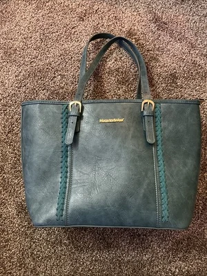 Montana West Purse 11”x 17” - Image 1 of 2