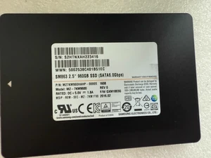 Samsung PM863 Series 960GB SSD 2.5" SATA 6Gb/s MZ-7LM9600 MZ7LM960HCHP-00005 - Afbeelding 1 van 2