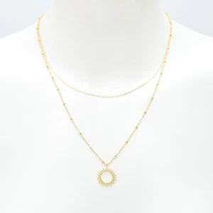 Filigrane Kette mit Sonnen-Anhänger goldfarben von Stephisimo - Bild 1 von 6
