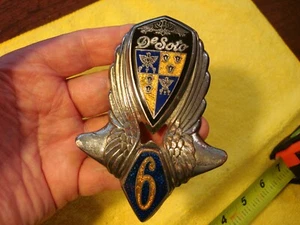 1931 DESOTO ORIGINAL SERIES SA6 HEADLIGHT BAR EMBLEM- REAL NICE ORIGINAL!!! - Picture 1 of 9