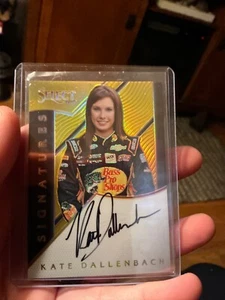 KATE DALLENBACH GOLD 2017 PANINI SELECT SIGNATURES #S-KD 💥 3/10 - Picture 1 of 2