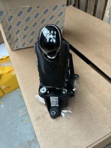 FORD FOCUS GEAR LEVER 2011 - 2017 WITH LEATHER GEARSHIFT KNOB RHD 1859046 - Picture 1 of 7