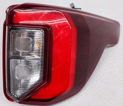 Lámpara trasera lateral derecha pasajero Ford Explorer ST LB5Z-13404-B chip de lente OEM Foto 1 de 4