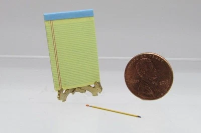 Bloc de notas legales réplica miniatura para casa de muñecas páginas reales amarillas y lápiz HR56102P Foto 1 de 2