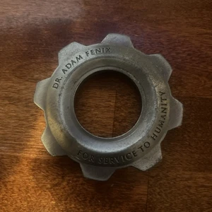 Gears of War 3 Dr. Adam Fenix COG Metal for service to humanity - Bild 1 von 3