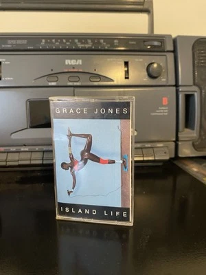 GRACE JONES Cassette Tape 80s New Wave ISLAND LIFE BEST OF SLAVE TO THE RHYTHM Foto 1 de 3