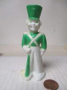 1950s Rosen Rosbro Hard Plastic Green White Soldier Candy Lollipop Container - Picture 1 of 2
