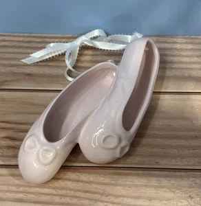 VTG 80s Ceramic Porcelain Pink Ballet Pointe Shoes Wall Hanging Ribbons - Picture 1 of 6
