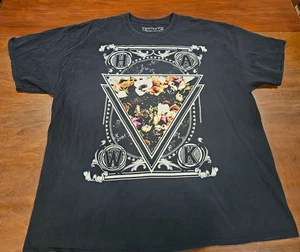 Camiseta Hawk Negra Floral Talla 2XL - Imagen 1 de 3