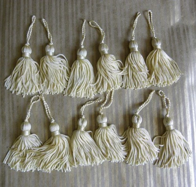 12 glands pompons soyeux couleur champagne passementerie tassel mercerie - Photo 1/4