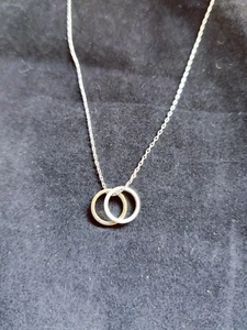 JEWLR Gold Silver Plated Interlocked Rings Pendant Necklace 18" (13048- 13050) - Picture 1 of 5