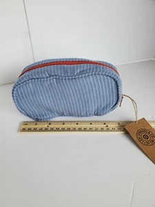 Levi's x Target kleine gestreifte Accessoire Tasche weiß hellblau neu mit Etikett Beutel - Bild 1 von 4