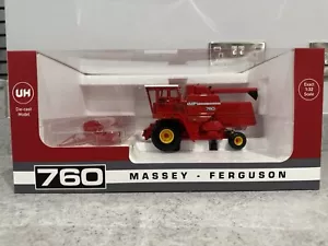 Universal Hobbies - Massey Ferguson 760 Combine - UH6329 - 1:32 Scale - Mint/New - Picture 1 of 9