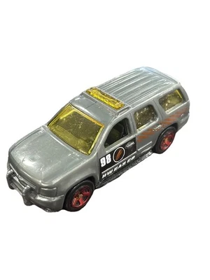 Chevy Tahoe HW Gas Co. #98 2017 City Works 2007 gris Hot Wheels Foto 1 de 4