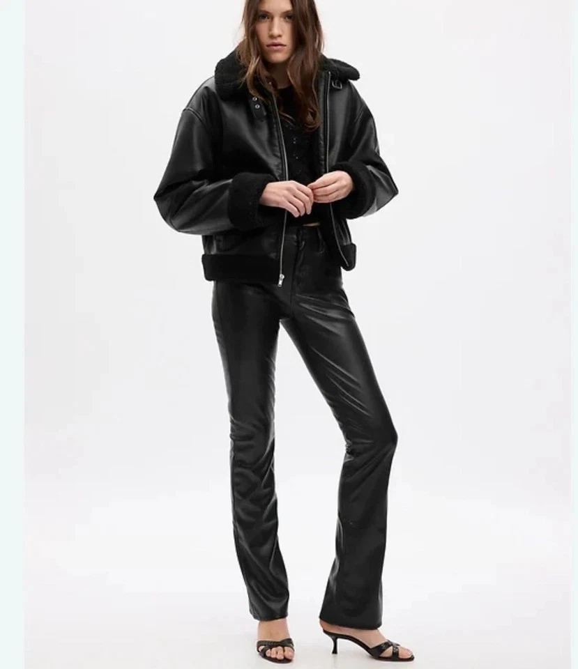 NWT GAP 30S /10 Short Black Mid Rise Boot Cut Vegan Leather Baby Boot Jeans - Image 1 of 4