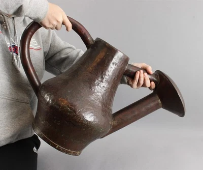 Large 18thC Antique French Hand Hammered & Dovetailed Copper Garden Watering Can - Image 1 of 4