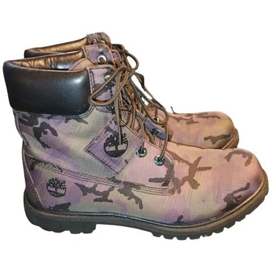 Timberland 6 дюймов первоклассный переливающийся камуфляж ботинки фиолетовый черный женщин 9,5 A25E3 - Изображение 1 из 4