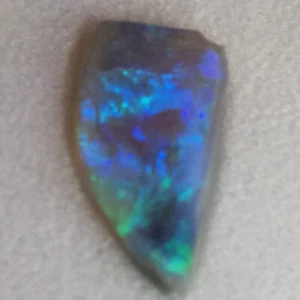 Ópalo australiano cautivador de 3,55 CTS - Ópalo cristal negro Lightning Ridge - Imagen 1 de 8