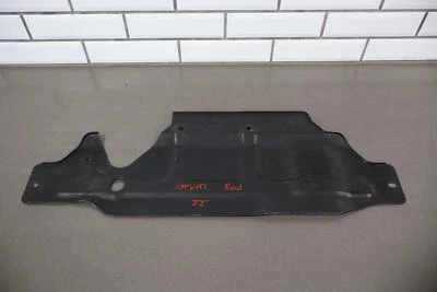 Нижняя противоскользящая пластина радиатора 1991-1997 Toyota Land Cruiser FJ80 - Изображение 1 из 4