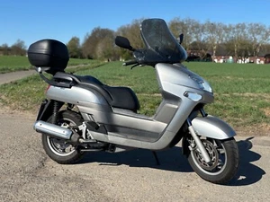 Yamaha Versity 300 - Bild 1 von 6
