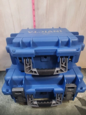 2 Relojes Invicta Presentación Estuche Estilo Almeja Dura 8 y 3 Espacios Foto 1 de 4