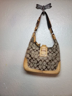 Coach Hampton Signature Jacquard Satchel, Preowned, comes w/wallet - Image 1 of 4