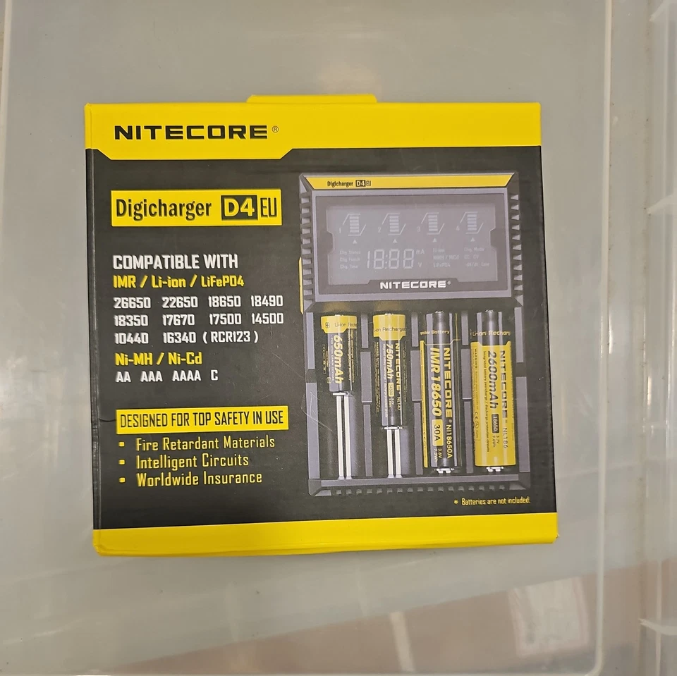 Nitecore Digicharger D4 Universal Battery Charger (Li-ion. Ni-Mh, Ni-Cd), - Image 1 of 1