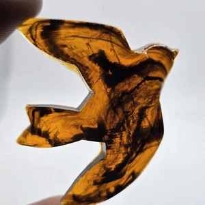 Swallow Sparrow BAKELITE With Swirl 1 3/4 X 2 1/4 in. Rootbeer Swirled Brooch - Picture 1 of 8