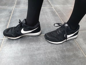 Nike MD Runner Produkte - online Shop \u0026 Outlet | Ladenzeile.de