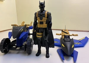DC Comics Batman Actionfigur 12" + Batman & Attack ATV - Bild 1 von 12