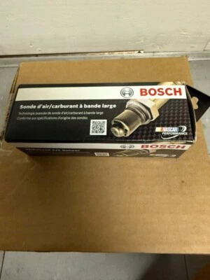 NEW OEM BOSCH 17300 Oxygen O2 Sensor For Cadillac, CTS, SRX, STS - Image 1 of 2