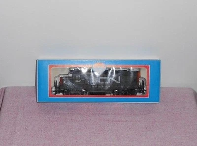 Model Power GP 9 Diesel Engine HO Gauge Canadian National New In Box - Image 1 of 2