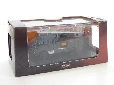 Camión de juguete fundido a presión Atlas Editions Bedford RLHZ Green Goddess Foto 1 de 4