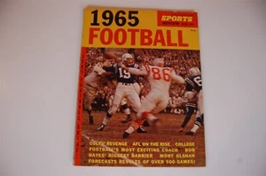 1965 Sports Review Football Yearbook - Johnny Unitas Cover - Picture 1 of 3