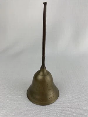 "Campana de latón grabada vintage de 6"" hecha en la India campana de mano timbre mesa de cena" Foto 1 de 4