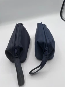 Vintage Delta Airlines Amenity Kit Navy Koffer mit etwas Inhalt 1990er - Bild 1 von 5