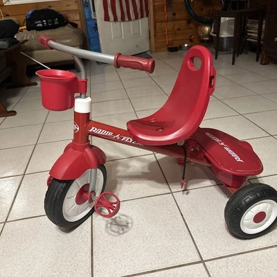 Radio Flyer Red Rider Trike 户外 学步儿童 三轮车 自行车 适合 2.5-7 岁 — 第 1/4 张图片