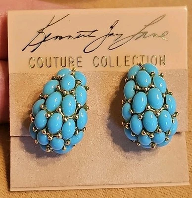 Brinco com clipe em miniatura Kenneth Jay Lane turquesa cabachon - Imagem 1 de 4