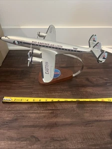 Lockheed L-1049 Super Constellation modello aereo in legno del Pacifico - Foto 1 di 15