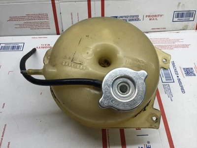 MERCEDES--BENZ R107 380SL 450SL, TANQUE DE EXPANSIÓN DE REFRIGERACIÓN POR AGUA, 1075000149 Foto 1 de 4