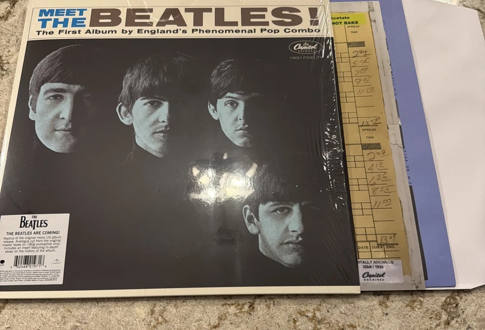 The Beatles - Meet The Beatles [Vinyl LP] - Image 1 of 1