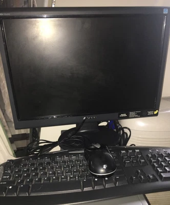 Gateway LCD 17' Monitor & GatewayMouse And Keyboard-SHIPS N 24 HOURS - Image 1 of 3