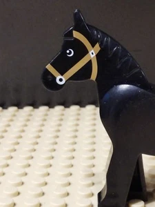 Vintage Lego Castle Black Horse Minifigure Tan Tack - Picture 1 of 7