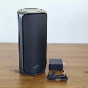 Netgear Orbi RBE970 satellite WiFi 7 addOn réseau maillé 10G Internet 970 noir - Photo 1/10